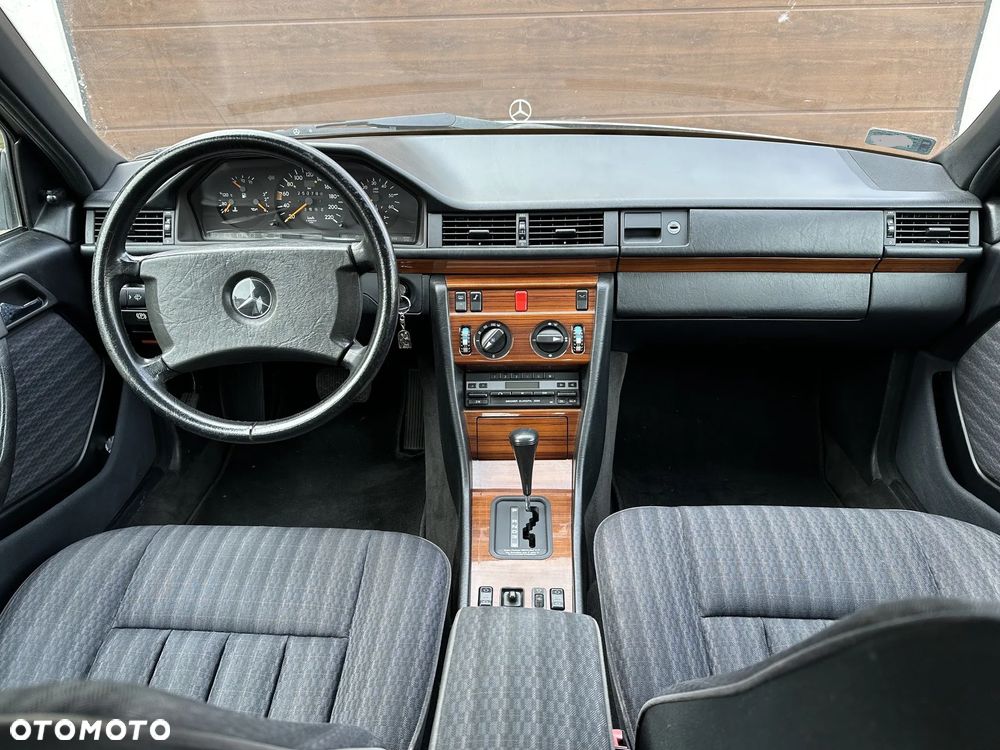 Mercedes-Benz W124 (1984-1993) - 6