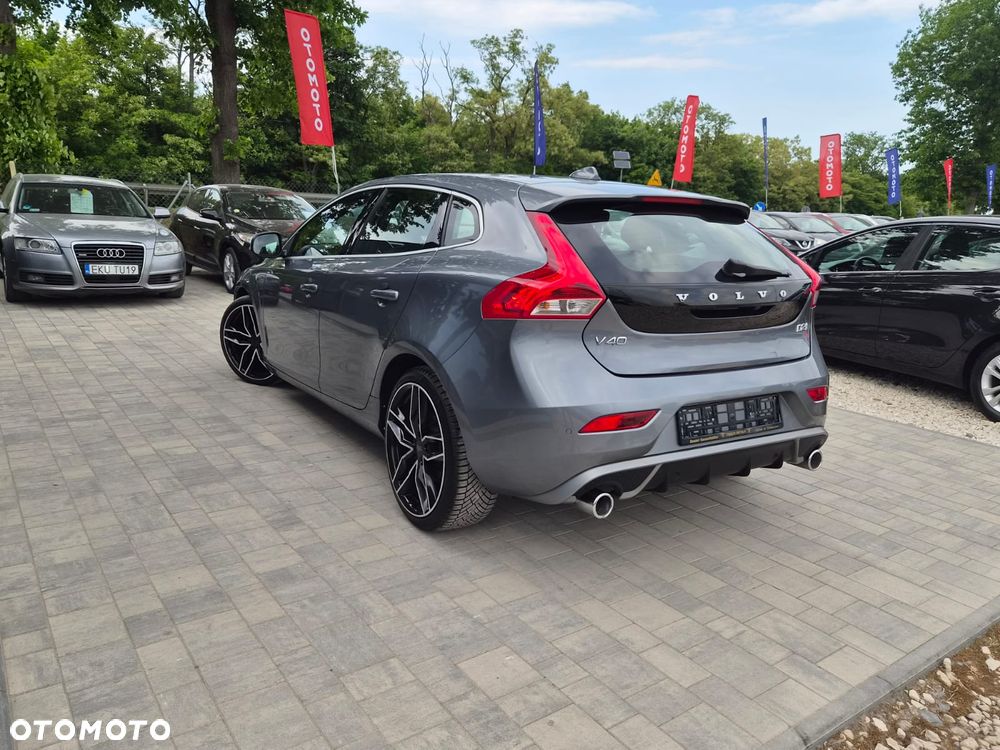 Volvo V40 D2 Kinetic - 9