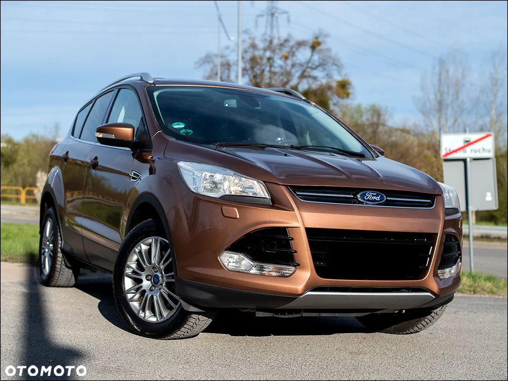 Ford Kuga - 1