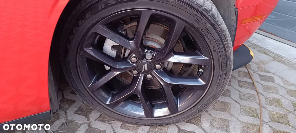 Dodge Challenger 5.7 R/T - 31