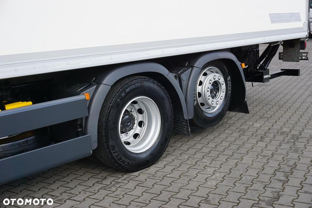 MAN TGS / 26.360 / EURO 6 / CHŁODNIA + WINDA / 20 PALET - 18