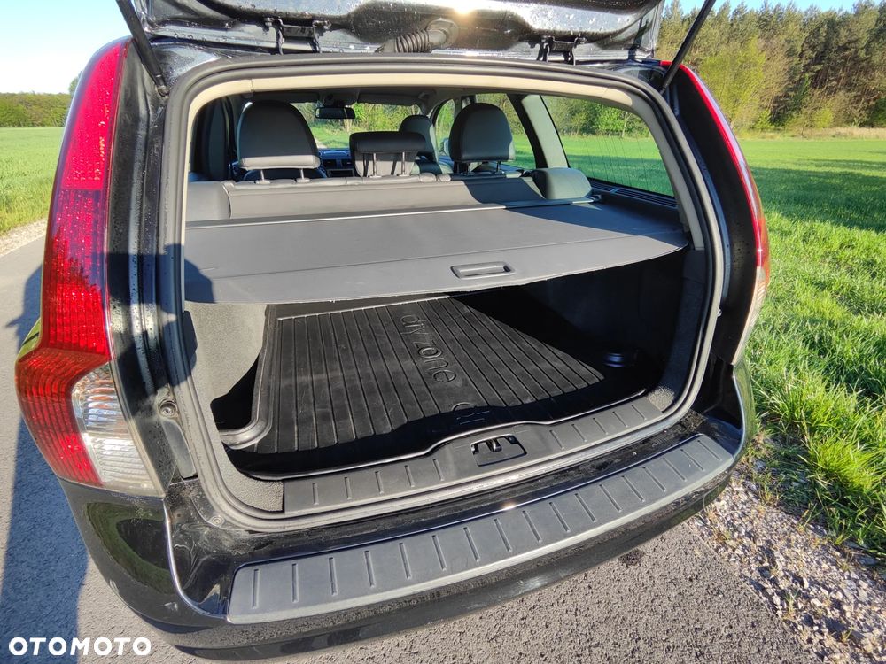 Volvo V50 2.0D Summum - 36