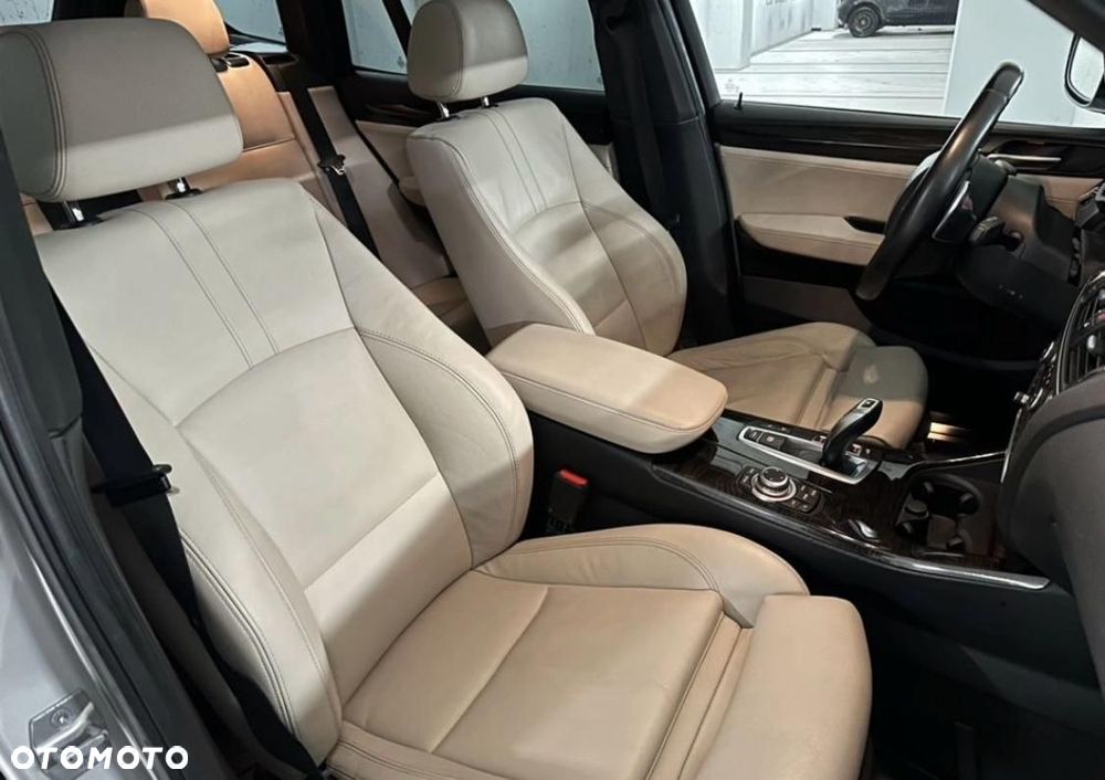 BMW X3 28i xDrive - 25
