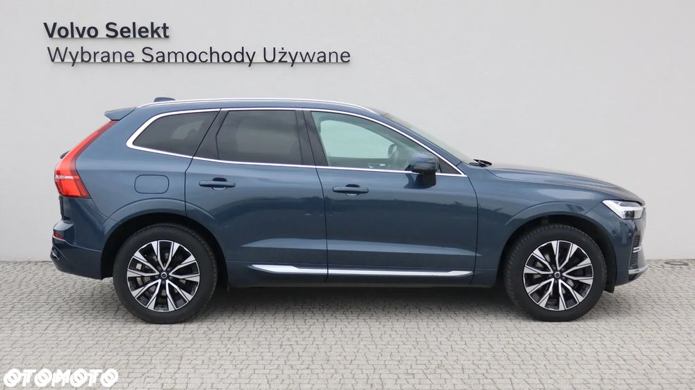 Volvo XC 60 B4 D AWD Plus Bright - 6