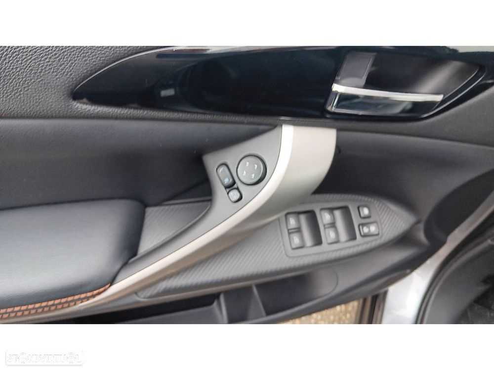 Mitsubishi Eclipse Cross 1.5 MIVEC Black Edition - 10