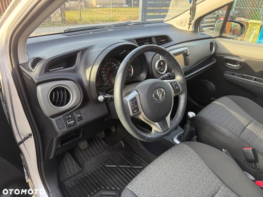 Toyota Yaris - 19