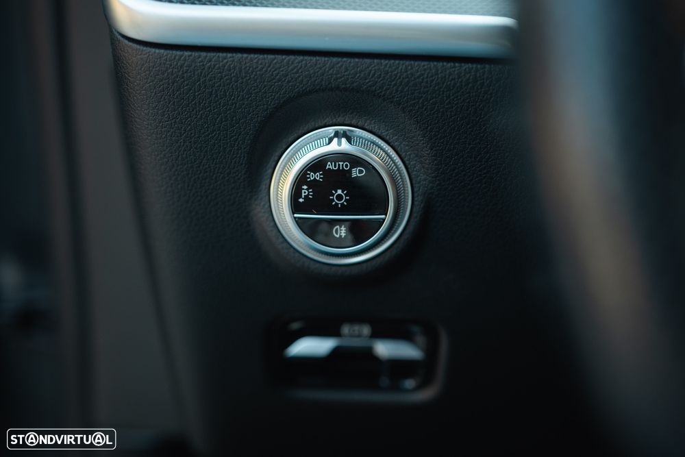 Mercedes-Benz C 300 e T 9G-TRONIC Edition AMG Line - 51