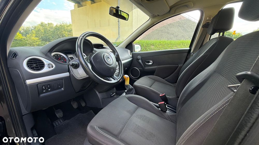 Renault Clio TCe 100 Dynamique - 21