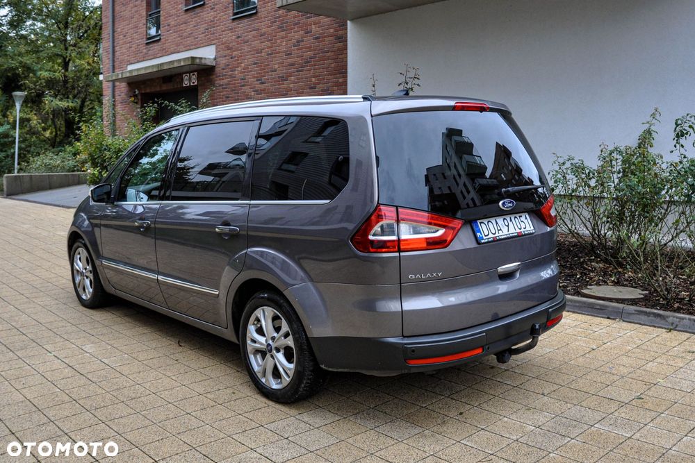 Ford Galaxy 2012 photo 3