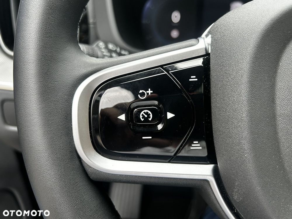 Volvo XC 60 - 22