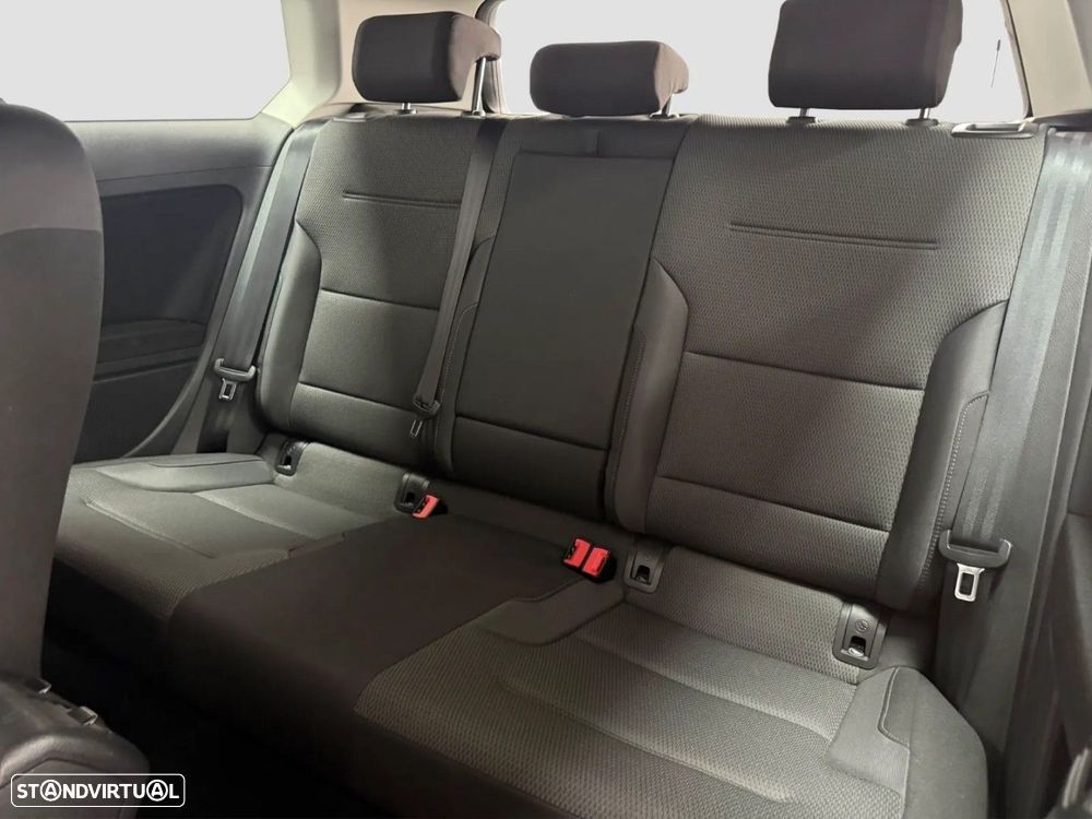 VW Golf 1.2 TSi Trendline BlueMotion - 11