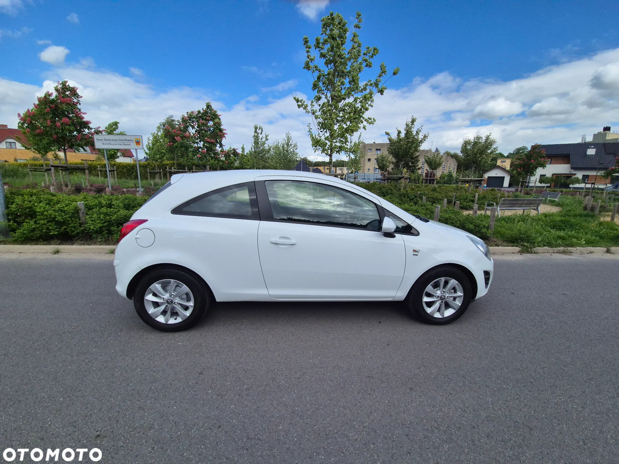 Opel Corsa 1.4 16V Navi - 20
