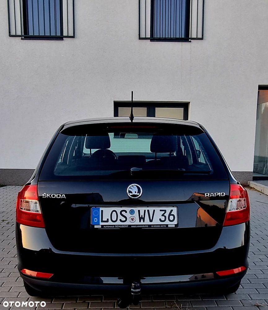 Skoda RAPID 1.6 TDI DSG Ambition - 8