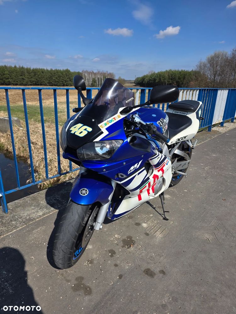 Yamaha R6 - 2
