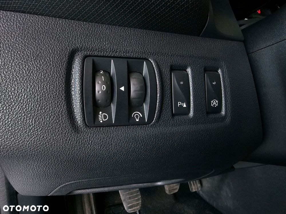 Renault Clio - 15