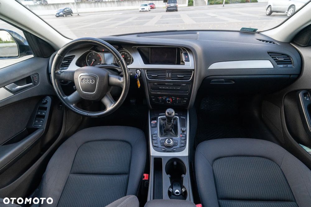 Audi A4 Limousine 2.0 TDI DPF Ambition - 17