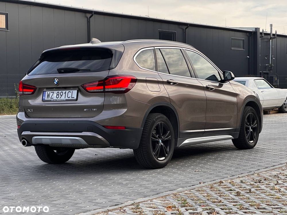 BMW X1 sDrive18i GPF xLine - 5