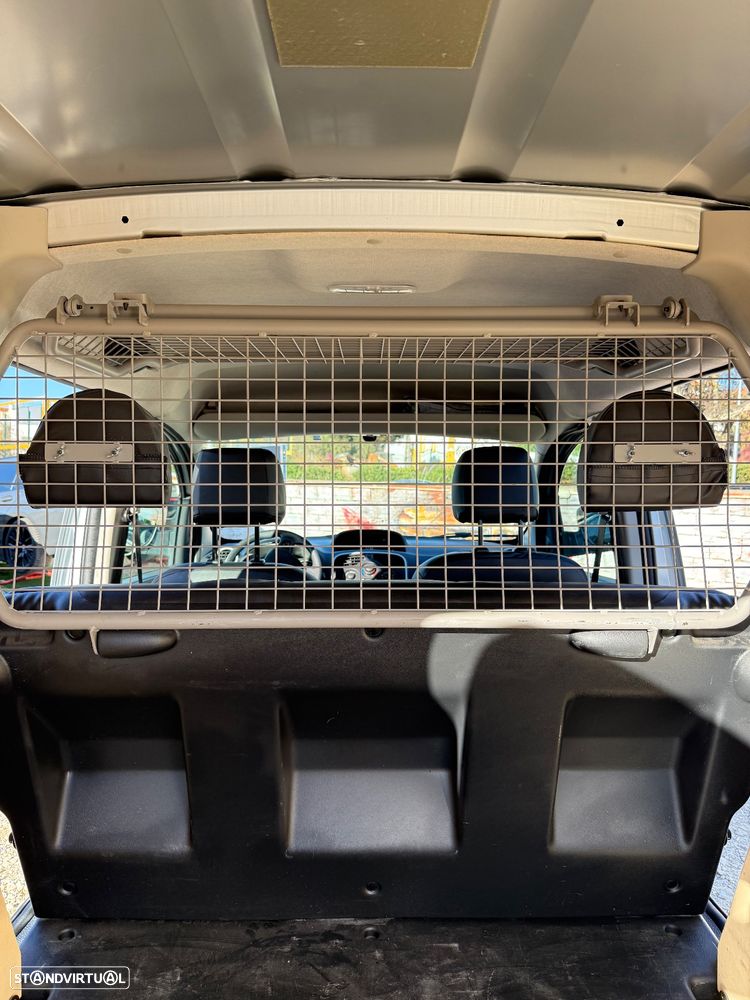 Renault Kangoo 1.5 dCl Blue 115 Maxi 4 Lugares - 19