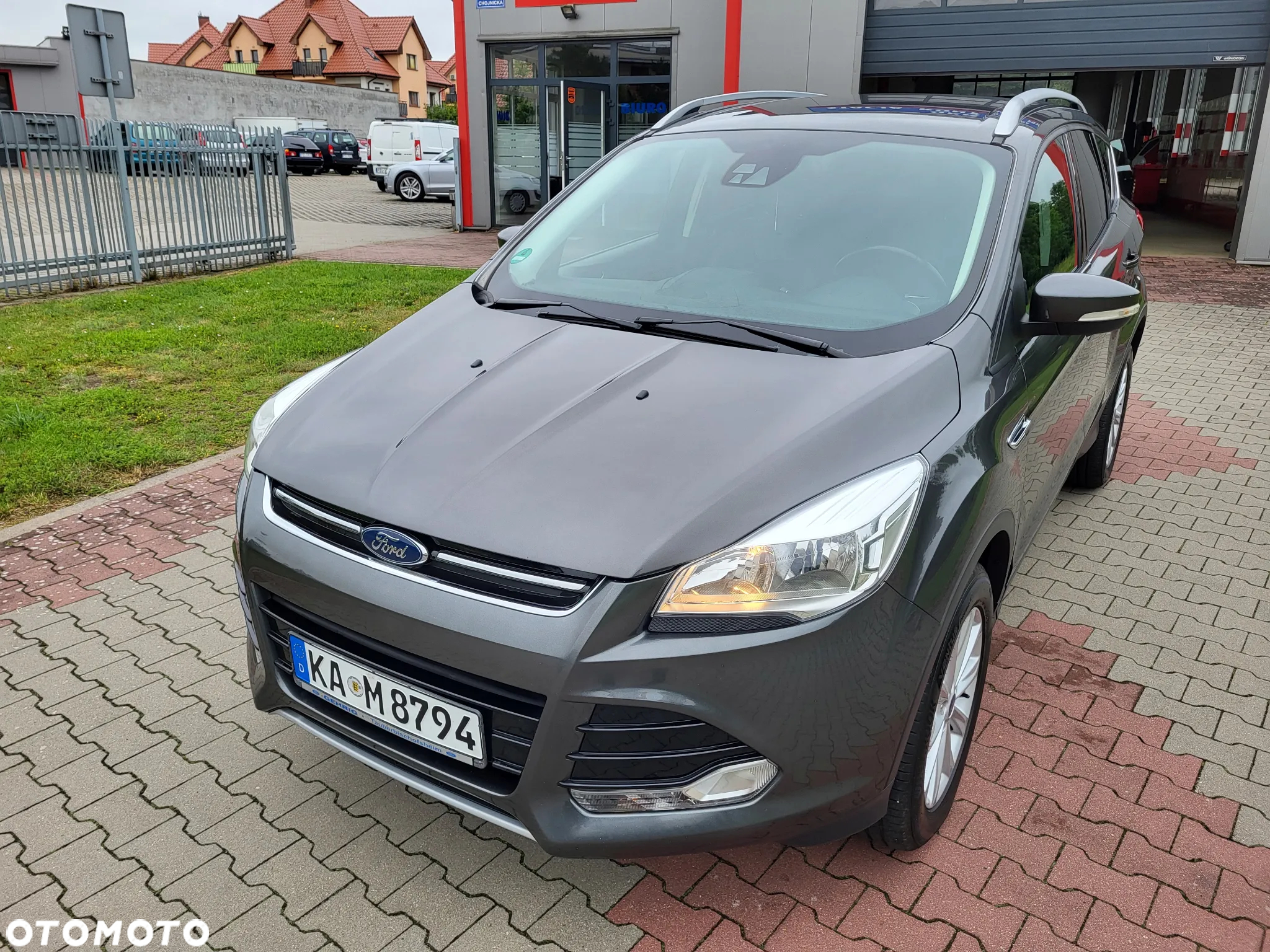 Ford Kuga 1.5 EcoBoost 2x4 Titanium - 12