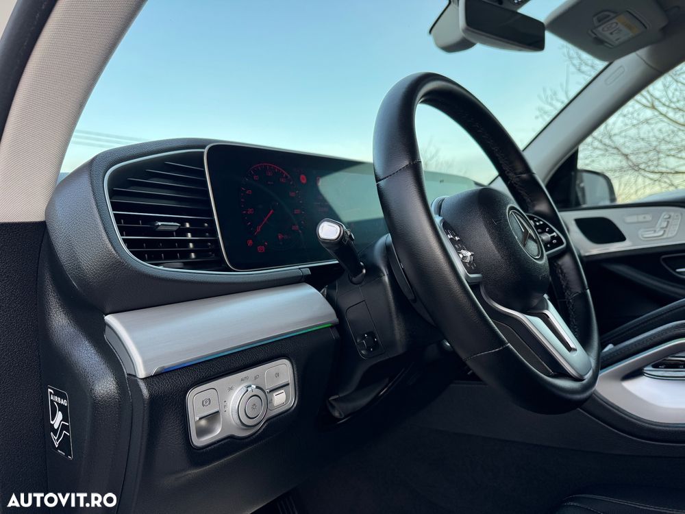 Mercedes-Benz GLE 300 d 4Matic 9G-TRONIC AMG Line - 33