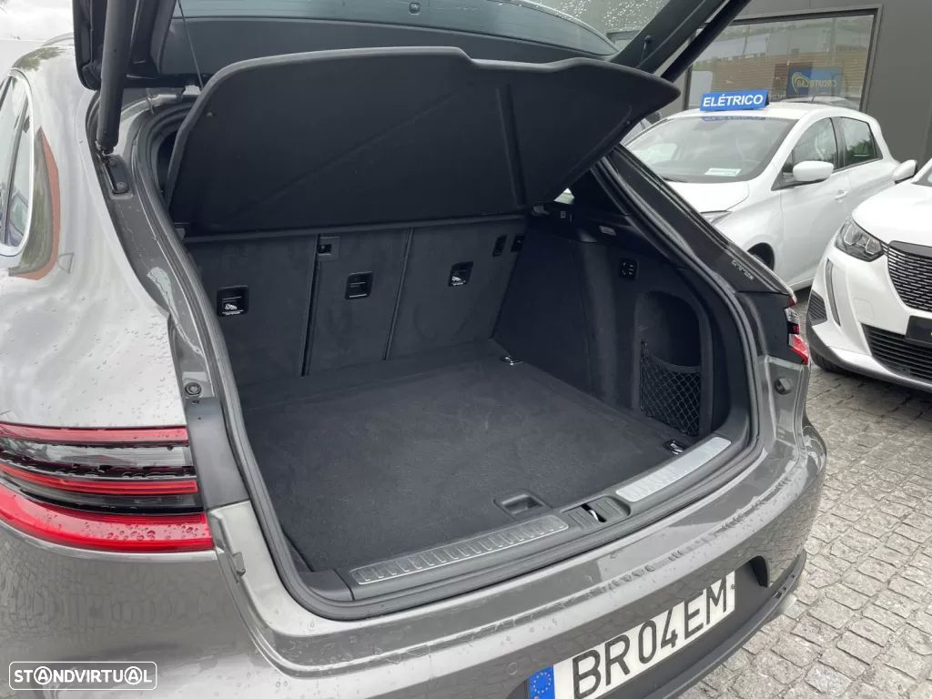 Porsche Macan S - 23