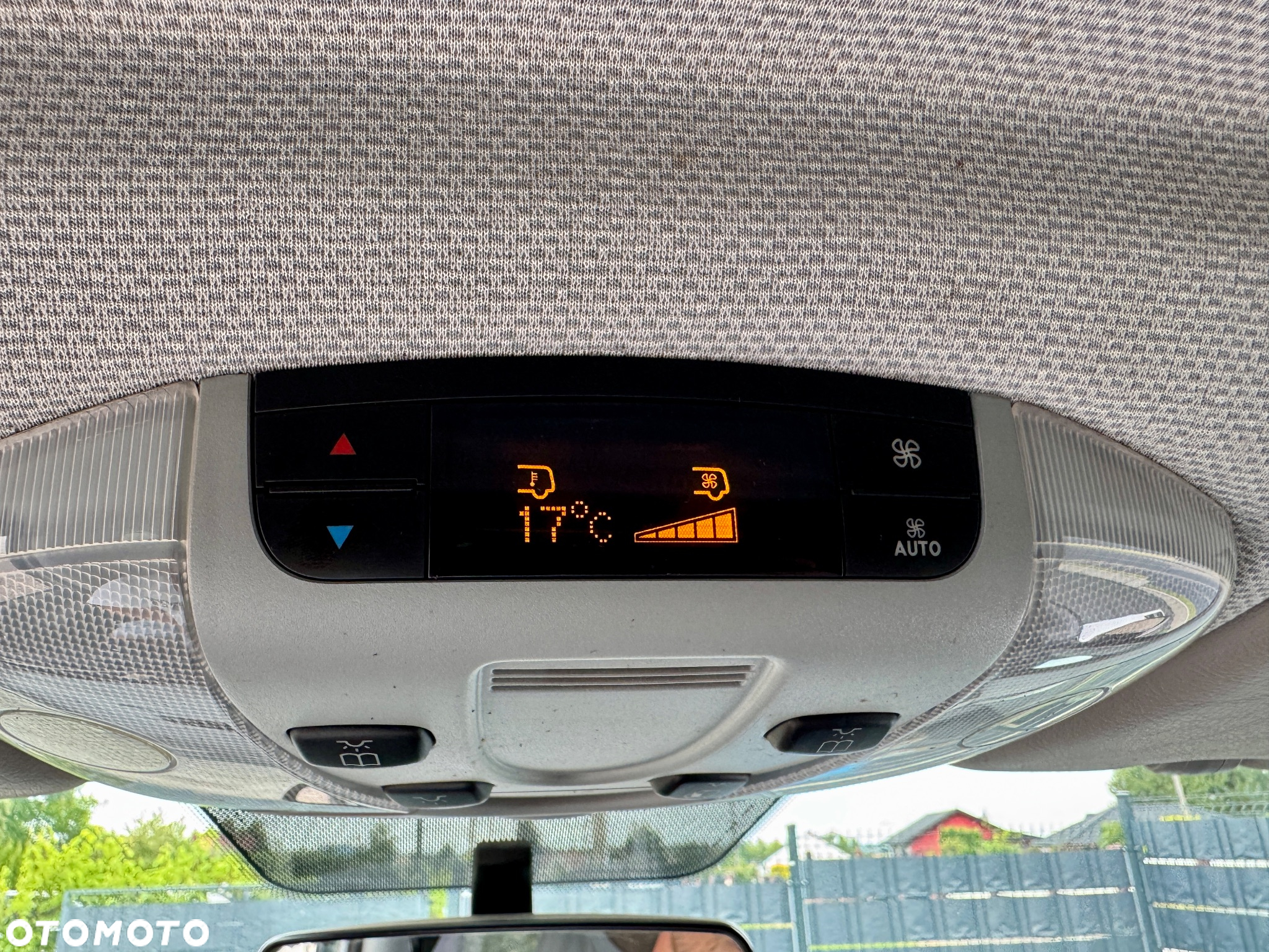 Mercedes-Benz Vito - 23