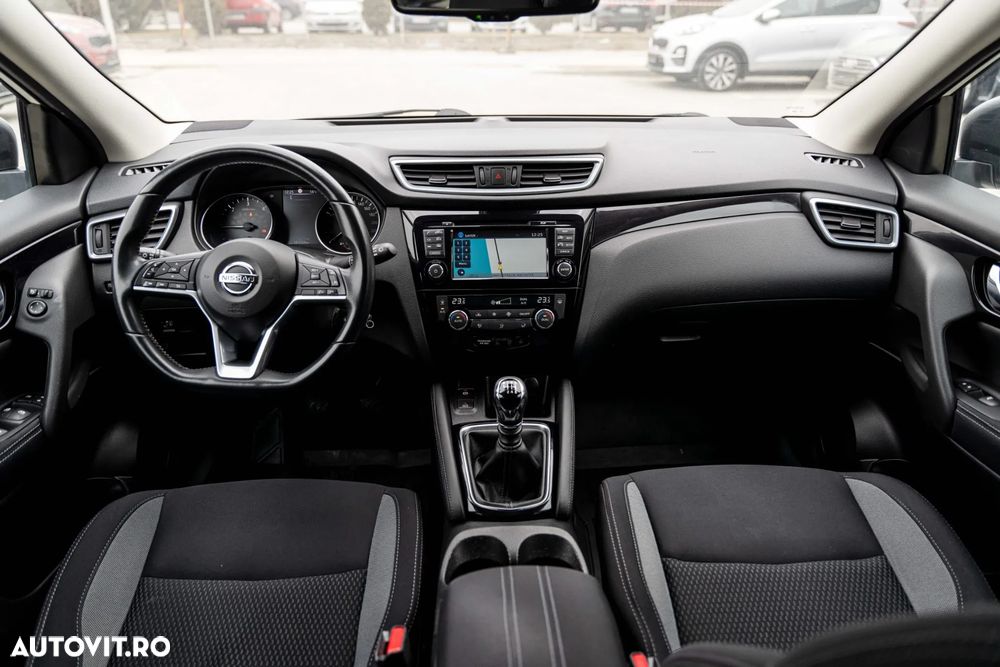 Nissan Qashqai 1.6 DCI Xtronic N-Connecta - 7