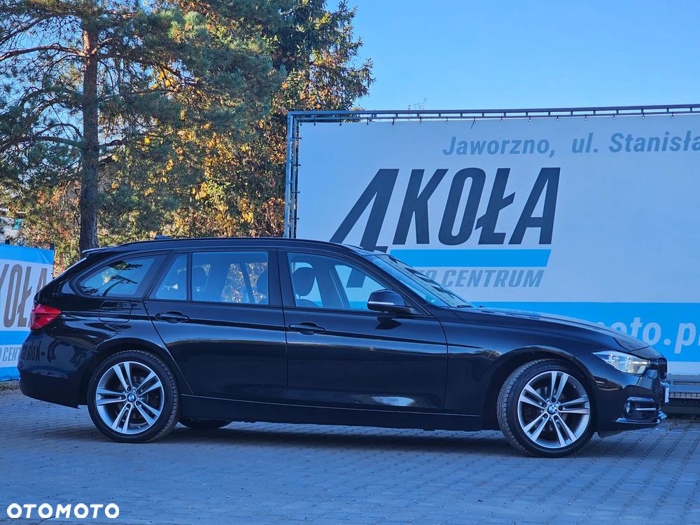 BMW Seria 3 320i xDrive Sport Line - 2