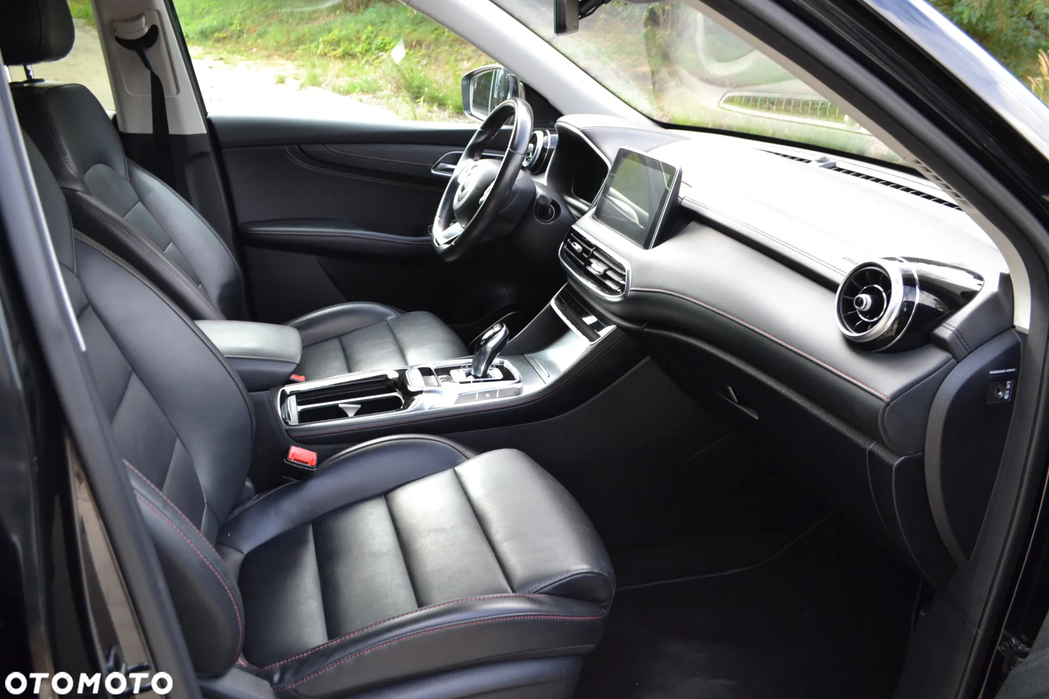 MG HS 1.5 T-GDI Exclusive DCT - 8