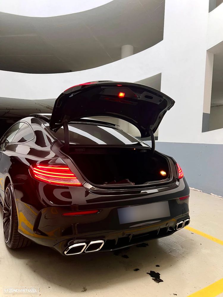 Mercedes-Benz C 220 d 4Matic 9G-TRONIC Night Edition - 4