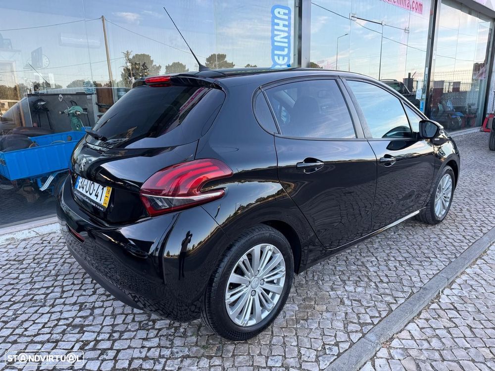 Peugeot 208 1.2 PureTech Style - 3