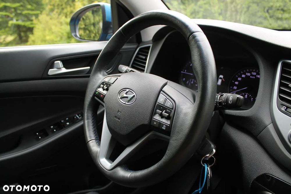 Hyundai Tucson 1.7 CRDI BlueDrive Style 2WD - 38