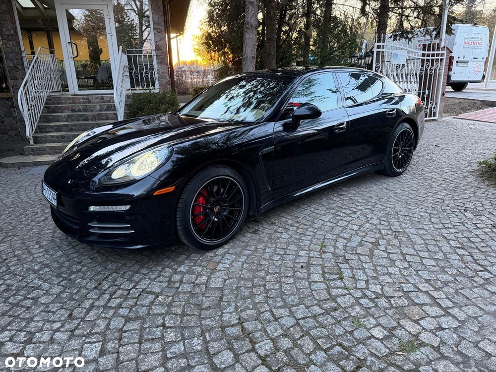 Porsche Panamera 4 PDK - 11