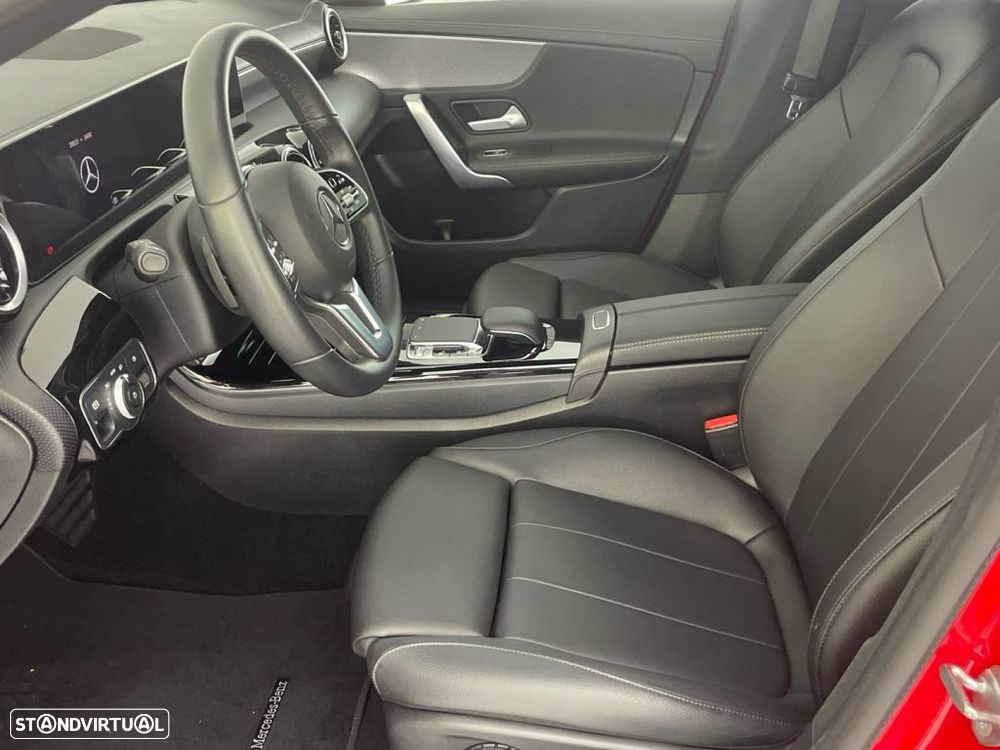 Mercedes-Benz CLA 200 Standard - 11