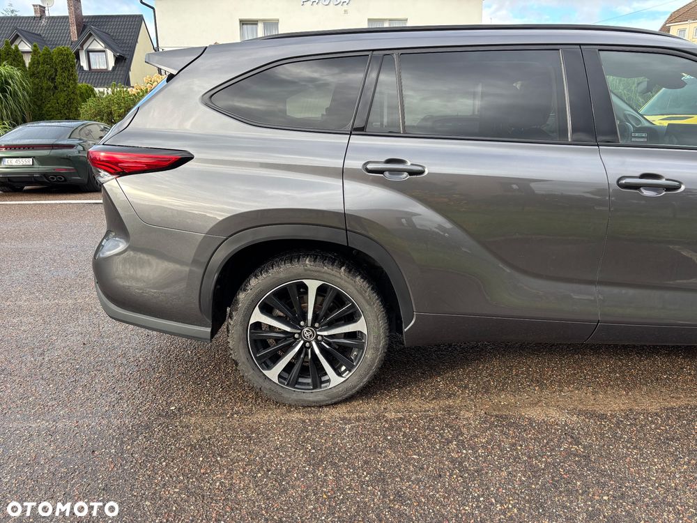 Toyota Highlander 2.5 Hybrid Executive - 3