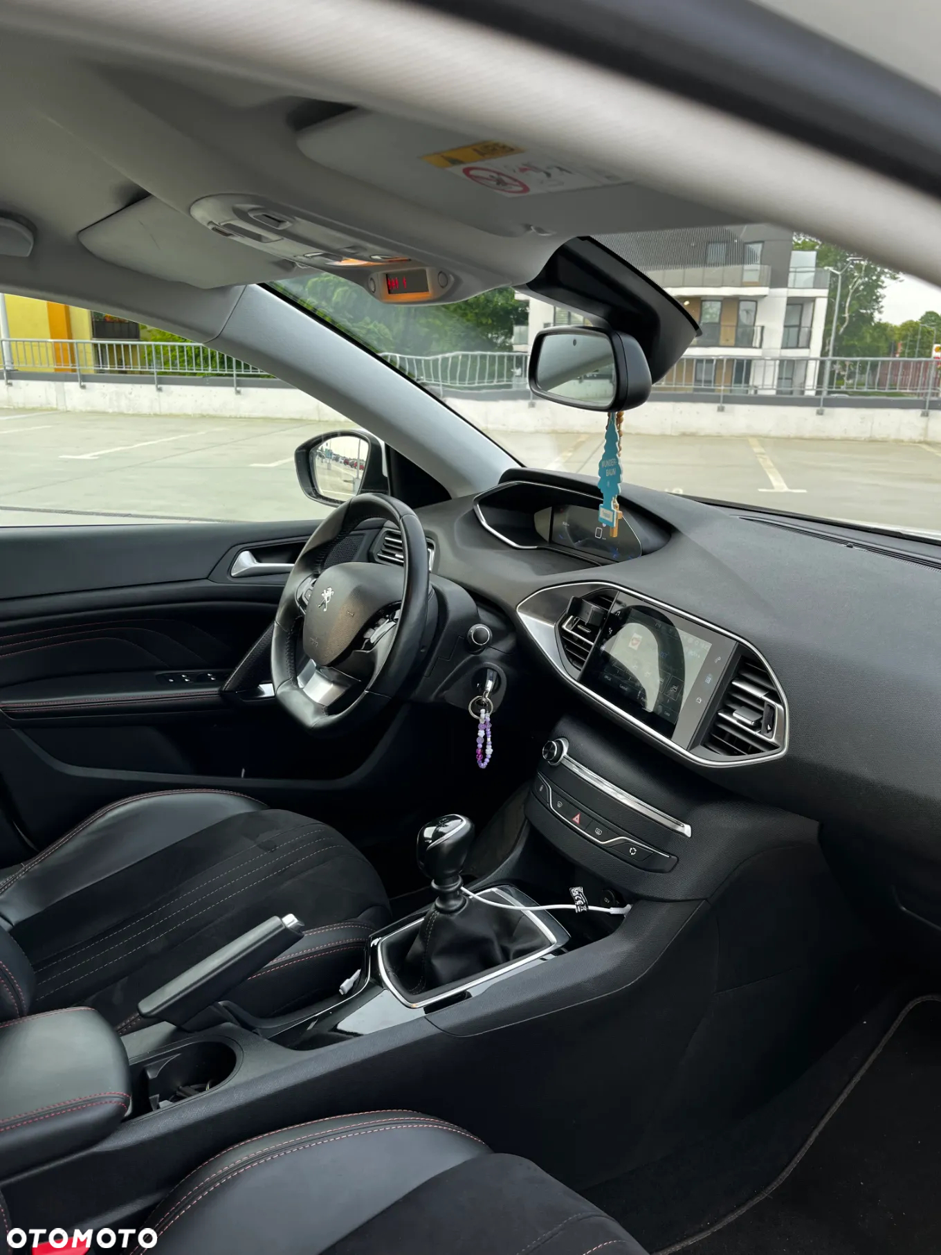 Peugeot 308 1.5 BlueHDi Allure Pack S&S - 15
