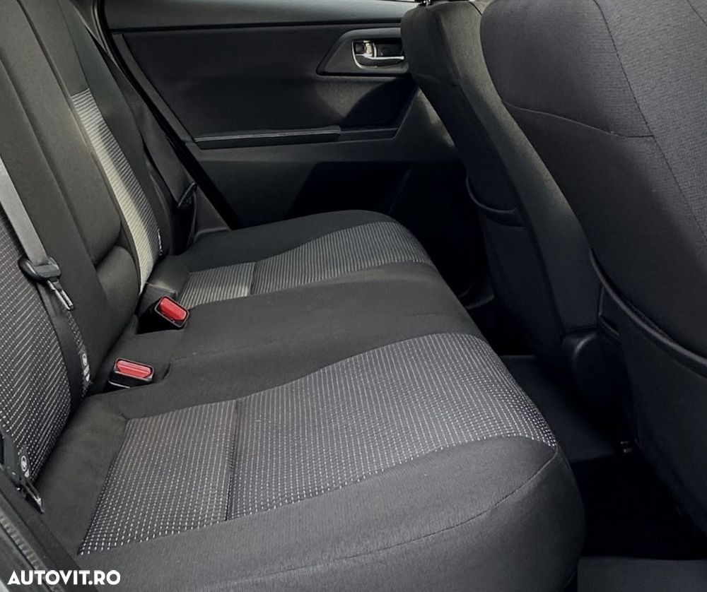 Toyota Auris - 9