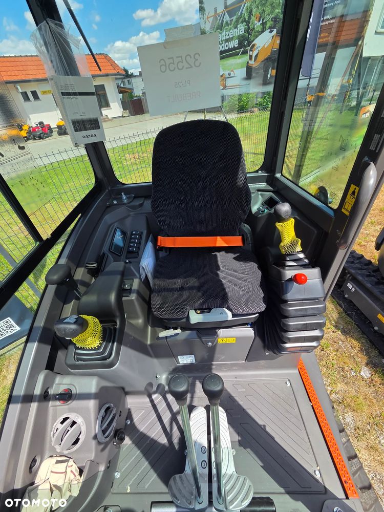Volvo ECR 25D - 4