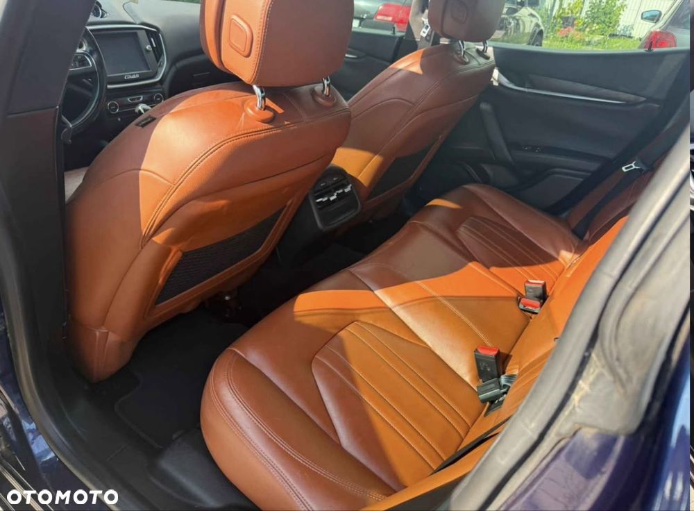Maserati Ghibli - 8