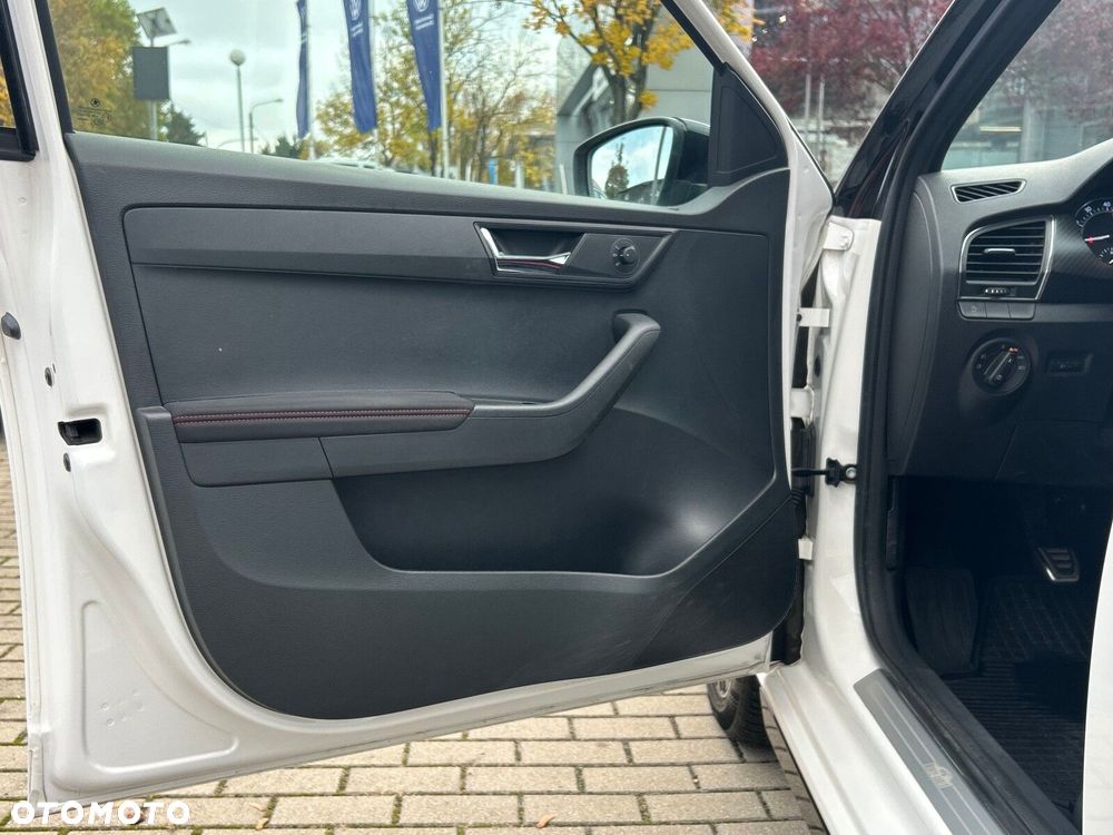Skoda Fabia 1.0 TSI Monte Carlo - 10