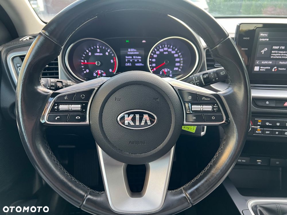 Kia Ceed 1.6 CRDi SCR M - 23