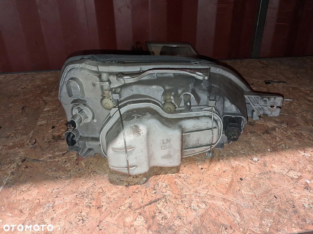 Reflektor LAMPA PRZÓD LEWA LEWY  CHEVROLET EVANDA - 2
