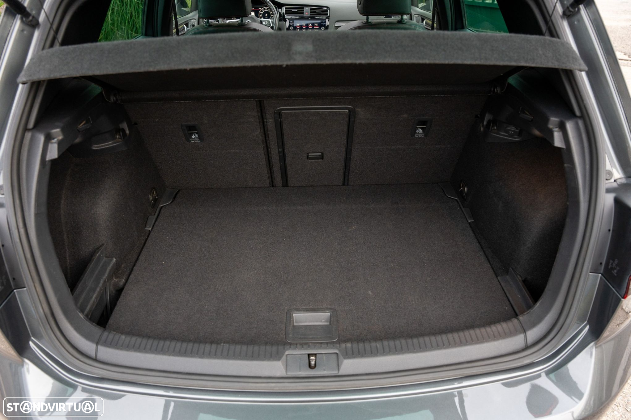 VW Golf 2.0 TSI GTI DSG Performance - 24