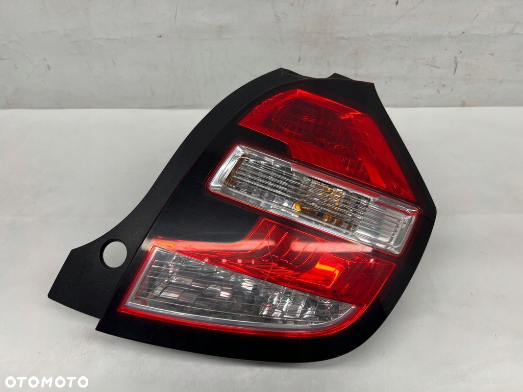 Twingo III lampa prawy tył prawa tylna 265501361R - 1
