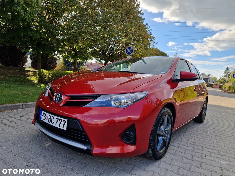 Toyota Auris - 15