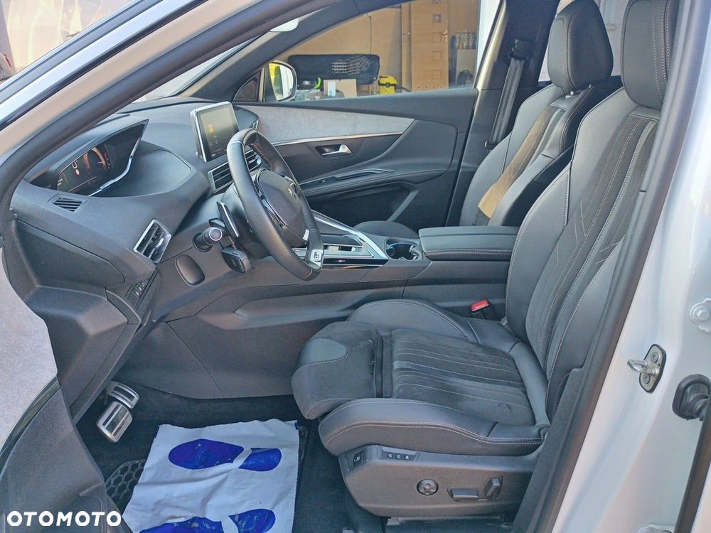 Peugeot 5008 - 9