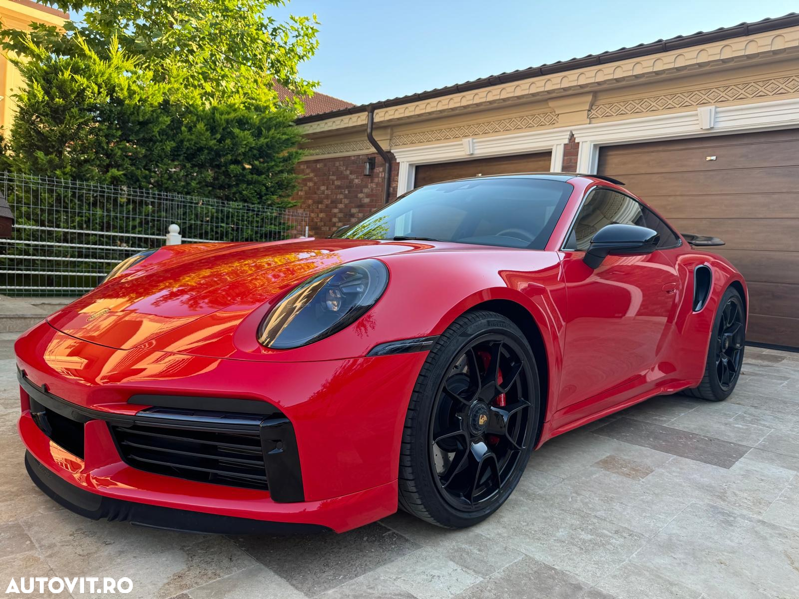 Porsche 911-TURBO-S - 10