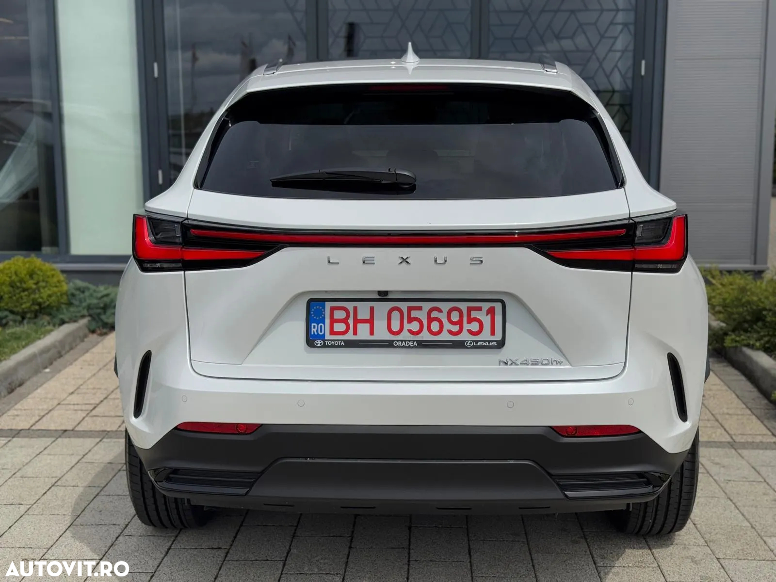 Lexus Seria NX 450h+ AWD CVT PHEV Executive - 9