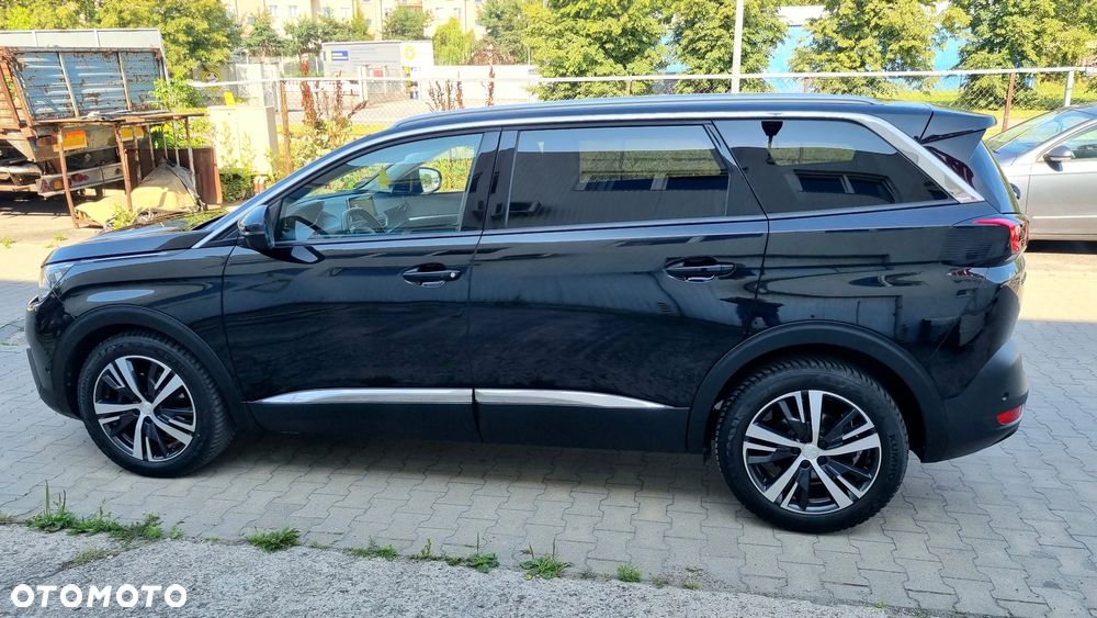 Peugeot 5008 - 9