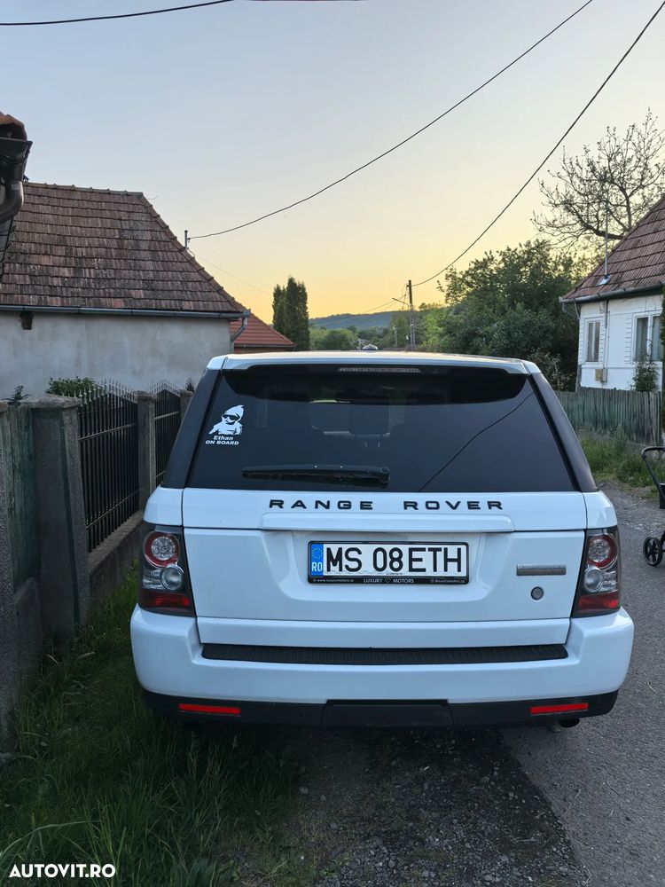 Land Rover Range Rover Sport 3.0 TDV6 Autobiography - 3